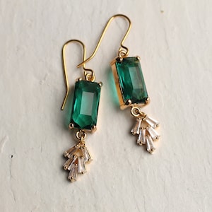 Art Deco Emerald Earrings, Art Nouveau, Baguette Rectangle Green Diamond Drop Earrings 1920 Chrysler Vintage EMERALD BAR CRYSTALCHRYSLER