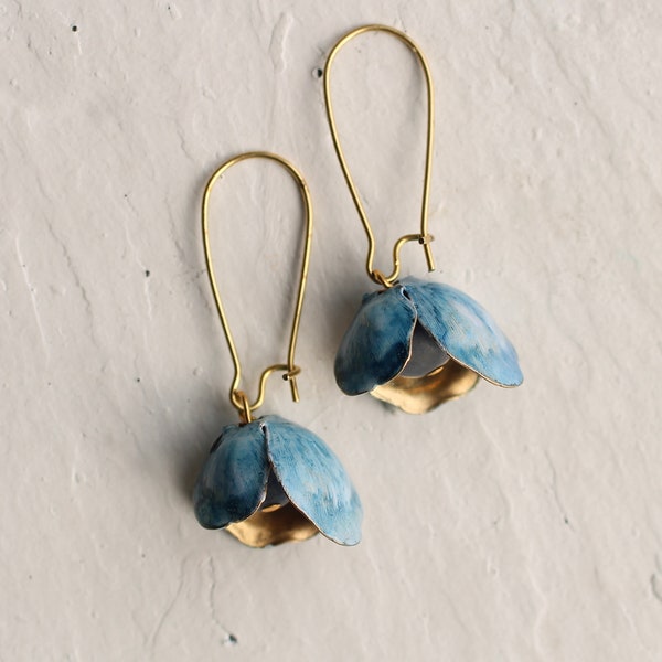 Boucles d'oreilles Bluebell... vintage en laiton bleu bleuet or bouton de fleur, BOUCLES D'OREILLES BLUEBELL