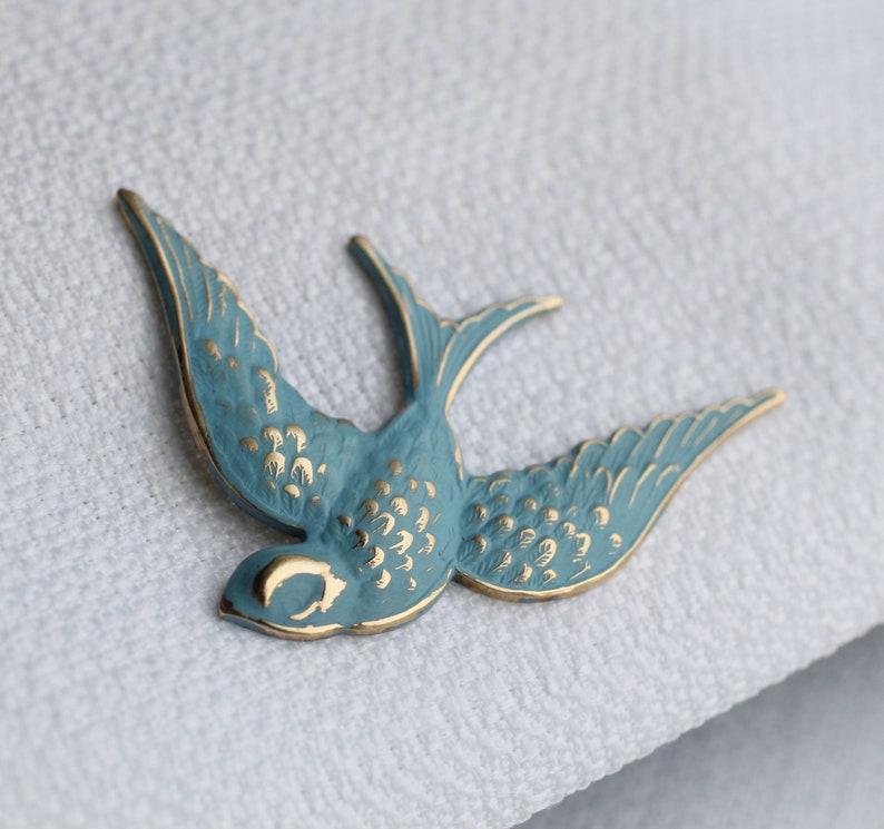 Swallow Bird Brooch, Sky Blue Bird, Bluebird Brooch, Pin Badge Cornflower Blue 1950S Fifties Retro Brooch, FEATHERED BIRD BROOCH image 1