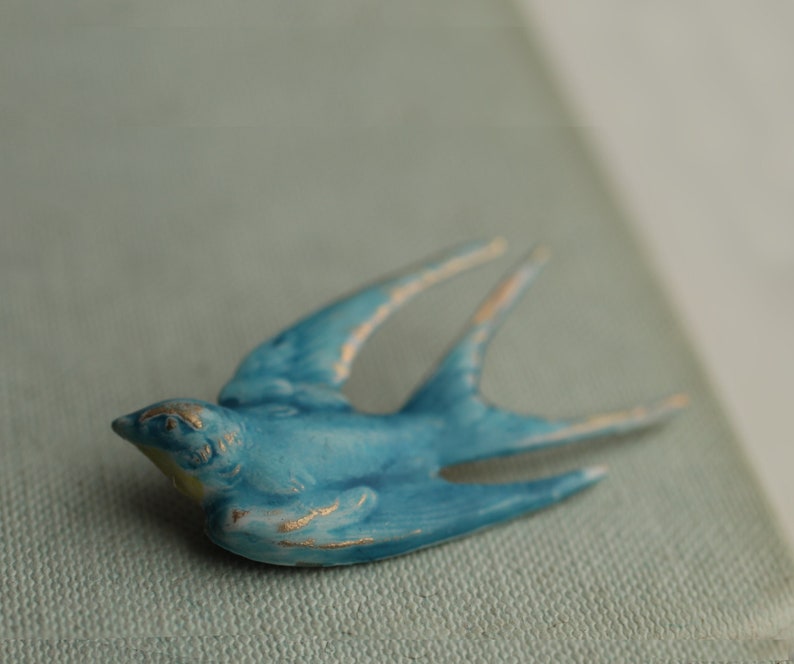Broche oiseau hirondelle, oiseau bleu ciel, broche oiseau bleu, insigne bleu bleuet Broche rétro années 50, nouvelle broche oiseau bleu image 6