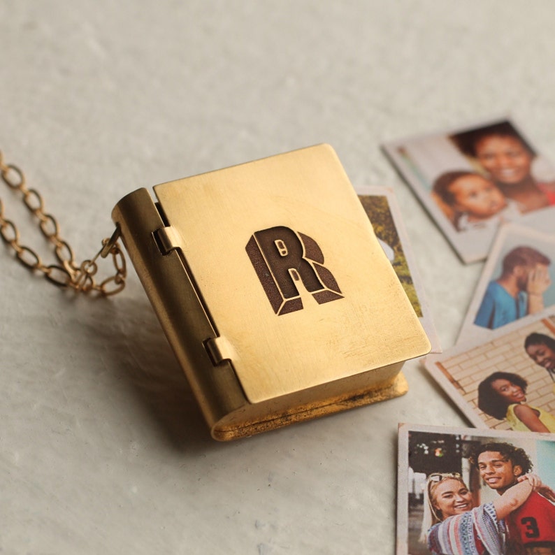 Family Photo Album Locket, Polaroid Photo Locket Necklace, Personalised Photo Necklace, Wedding Album Gift, Engraved Customized, SYMPOLAROID image 4