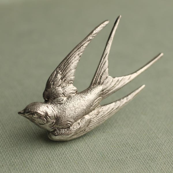 Broche de golondrina de plata: broche antiguo chapado en plata para abrigos o ramos de novia.