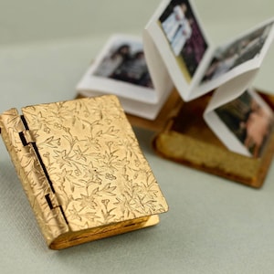 Collar con medallón de álbum de fotos personalizado: recuerdo Polaroid de latón dorado, LKGP-61