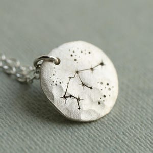 Naszyjnik ze srebra próby 925 ze znakiem zodiaku, mały naszyjnik z zawieszkami, spersonalizowany prezent z konstelacją, biżuteria astrologiczna prezent dla dziewczyny