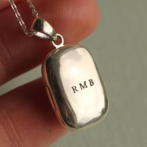 Collana con medaglione fotografico personalizzato in argento sterling: ricordo rettangolare inciso, LKST-20