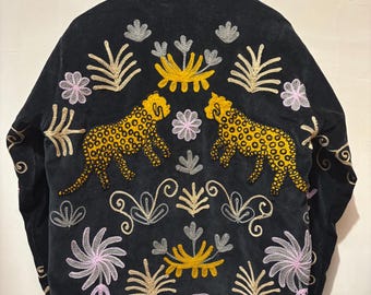 Leopard gestickte Samt Suzani Jacke, schwarze Sujani Jacke, Boho Stickerei Wendejacke, Geschenke für sie, personalisierte Geschenke