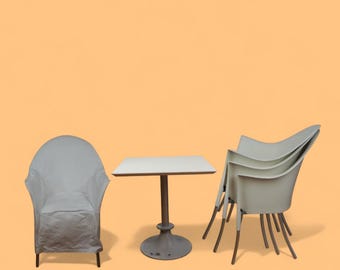 Conjunto de exterior Philippe Starck Driade: sillas Lord Yo y mesa Yi