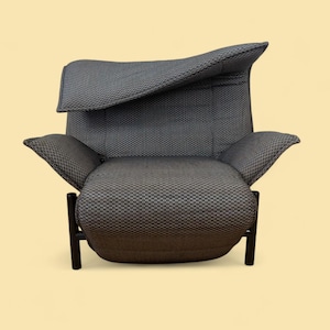 Cassina Veranda Armchair by Vico Magistretti, 1983 | Mid-century modern design icon | Italian adjustable lounge chair, MoMA collection