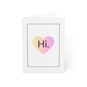 Hallo. DNA-reüniekaart met roze hart. Fysieke wenskaart voor match biologische familie, adoptie of voorouders