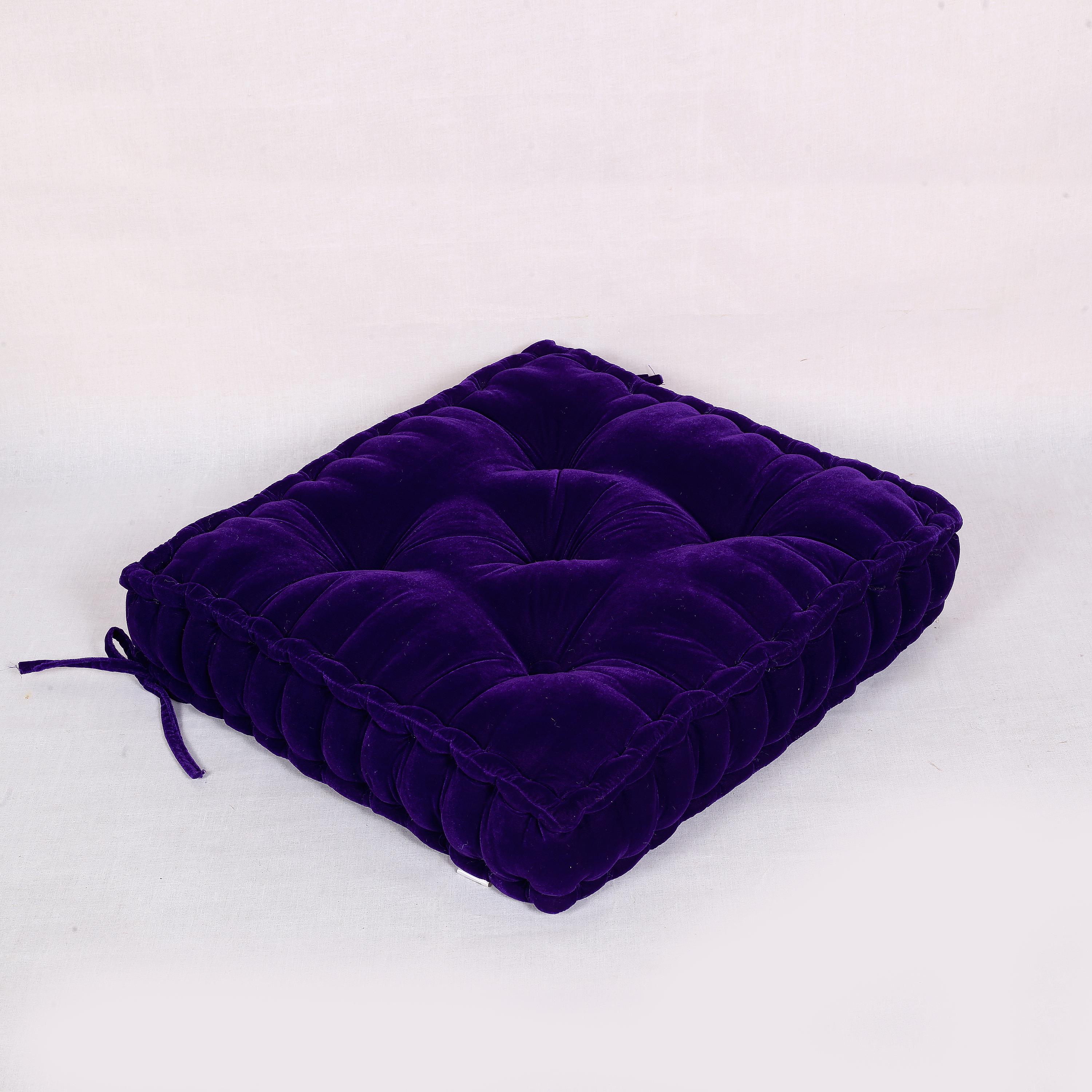 San Fran Sq. Quilted Cushion - Metallic