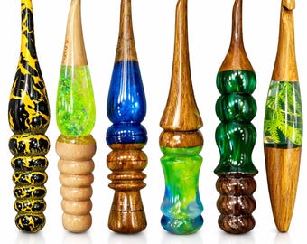 Handmade Wood Resin Crochet Hooks – Ergonomic Set, Sizes 4-10mm, Craft Tool.