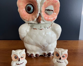 Shawnee Pottery Winking Owl Cookie Jar with Salt and Pepper Shakers / Winking Owl Canister with Salt and Pepper Shakers / 1940s Kitchen