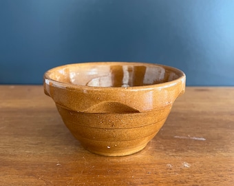 Vintage Small 8" Country Crock Mixing Bowl / Lovely Privative Farmhouse Small 4" Tall Mixing Bowl / Farmhouse Tiny Dough Bowl