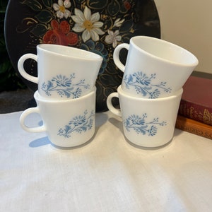 Vintage Corning Colonial Mist Coffee Mugs /Set of 4 Corning Coffee Cups