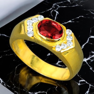 Anello in oro 14k con granato: pietra portafortuna di gennaio, stile Art Déco