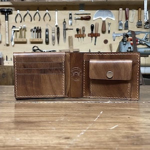 Herren-Geldbörse aus Leder mit Ausweisfach, Münzfach und Geldscheinfach – handgefertigt, anpassbar, Made in Italy