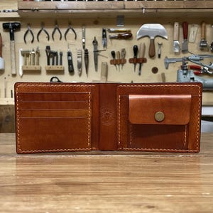 Klassische Herren-Geldbörse aus Leder mit Münzfach und Geldscheinfach – handgefertigt, anpassbar, Made in Italy