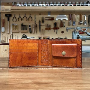 Klassische Herren-Geldbörse aus Leder mit Münzfach und Geldscheinfach – handgefertigt, anpassbar, Made in Italy