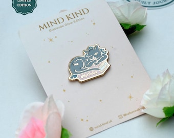 Schlafende Katze Emaille Pin, "Not Today", Buchliebhaber Geschenk, Limited Edition Dankbarkeit Glow Geschenk."
