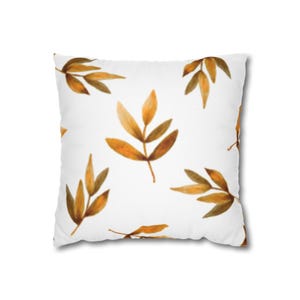 Botanical Leaf Pillowcase, Nature-Inspired Home Decor, Cozy Living Room Accent, Gift for Plant Lovers, Seasonal Decor