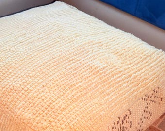 Eleganter marokkanischer Pouf – Handgefertigtes Bodenkissen aus Wolle, gemütlicher Boho Ottoman für Wohnzimmer