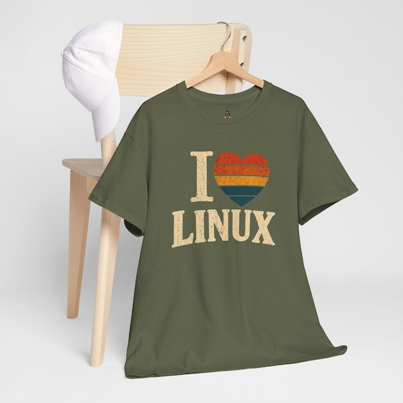 I Love Linux Retro T-Shirt: Vintage Striped Heart Design for Open Source & Linux Fans