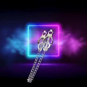 Japanese Clover Clamp w/ Chain