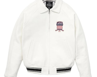Vit Avirex bomberjacka i läder för män | American Flight Style från TrendTribeStorePK