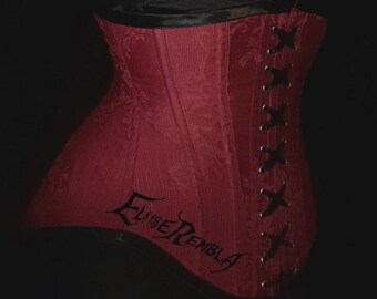Comfy red corset with a lace up busk
