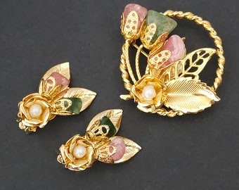 Vintage Natural Pink Quartz, Jade, and Pearl Circle Brooch with Matching Earrings.