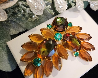 Vintage JULIANA Style Large Watermelon Topaz & Green Rhinestone Brooch in a Goldtone Setting