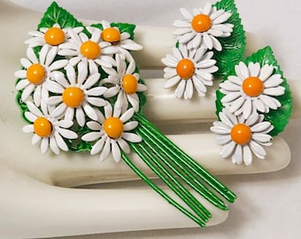 Vintage Enamel Daisy Bouquet Brooch and Earrings Set