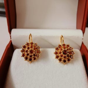 14K Gelbgold vergoldet Drop & baumeln Ohrringe 2Ct Rundschliff Roter Granat Cluster Schmuck