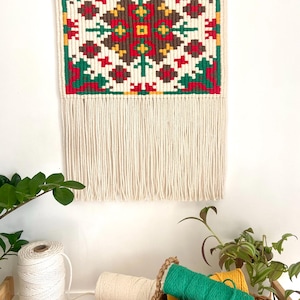 Ukrainian Wall Hanging – Hutsul Pixel Art Tapestry – Handmade Macrame Folk Decor – Ethnic Wall Art – Cultural Gift – Cotton Fiber Art
