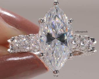 Luxury Marquise Cut Moissanite Engagement Ring White Gold Eternity Band Bridal Ring Set for Women Statement Wedding Jewelry Anniversary Gift