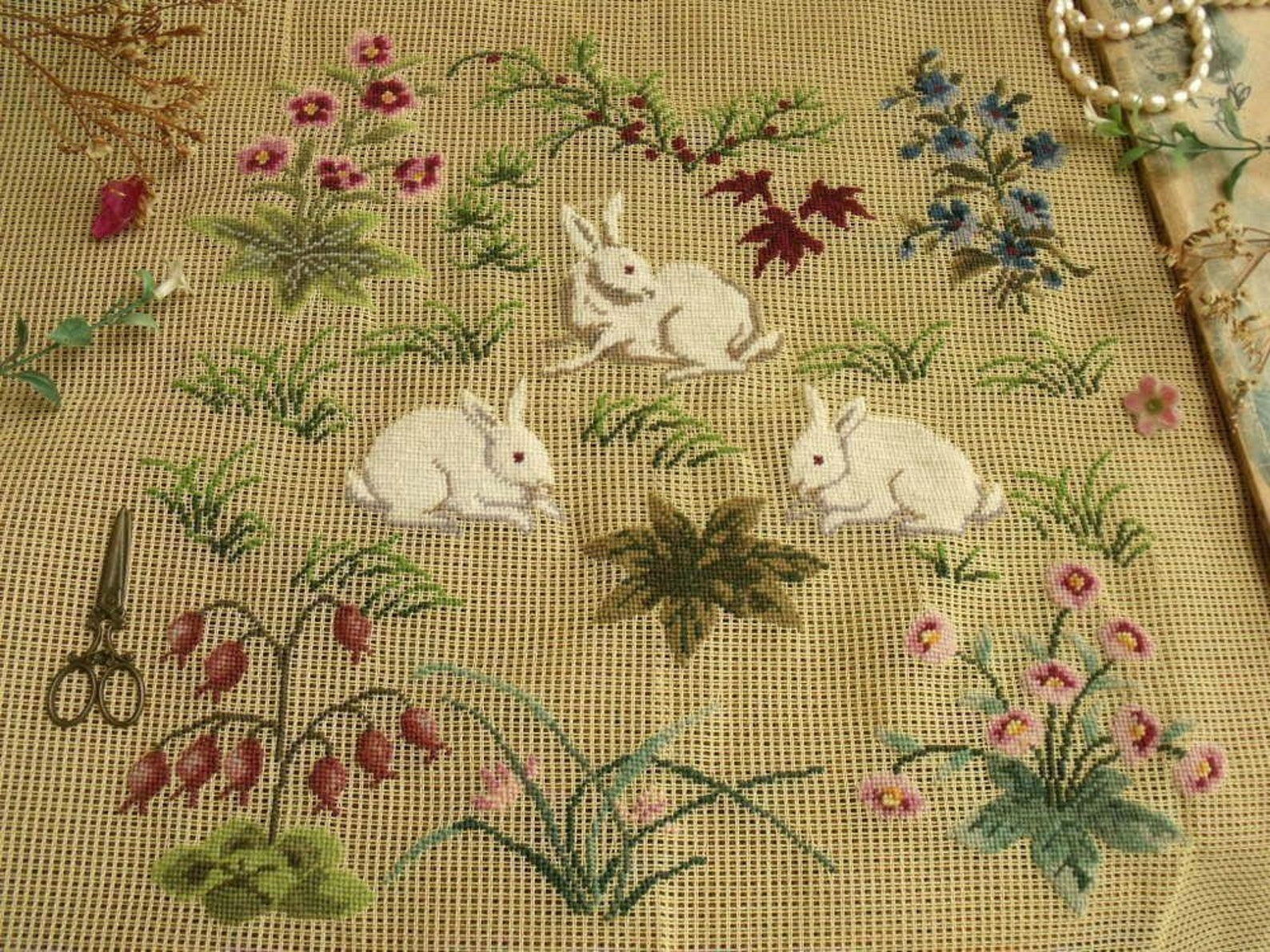 Antique *medieval* Style Rabbits Bunny -27