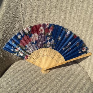 Wooden fan