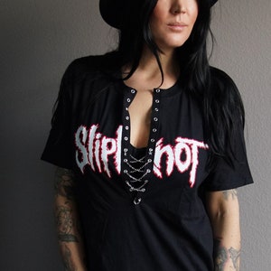 Slipknot Concert Band Music merch Lace up  festival band crew Tee Shirt, T-Shirt Tee Grunge  Top Chain String