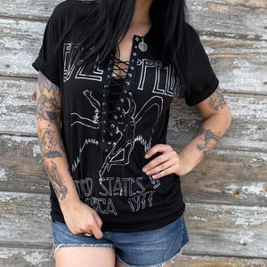 Led Zeppelin concert Music festival band crew Tee Shirt, T-Shirt Lace Up Band Tee