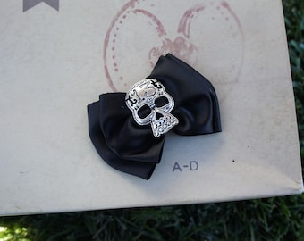 Olivia Paige - Black Satin glamour sugar skull skeleton bow goth gothic Hair