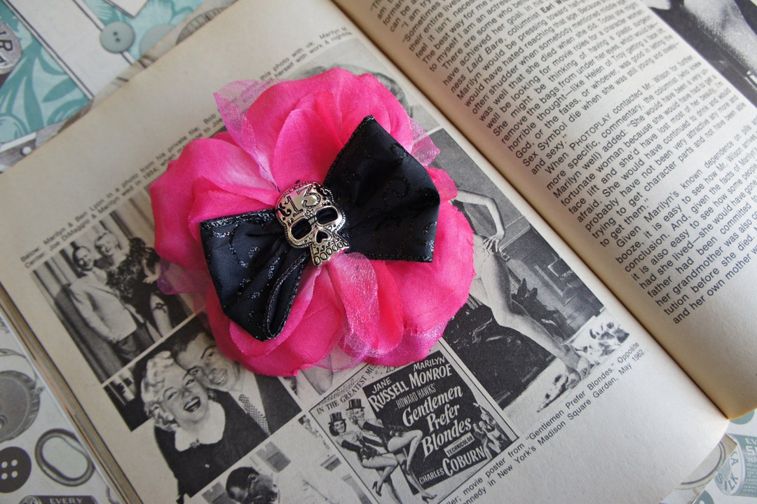 Olivia Paige - Rockabilly Pin up Sugar Skull Bow Hair Clip Flower Rose ...