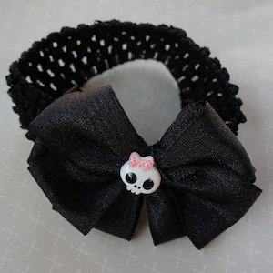 Olivia Paige - Pin up baby Bow skeleton skull headband crochet