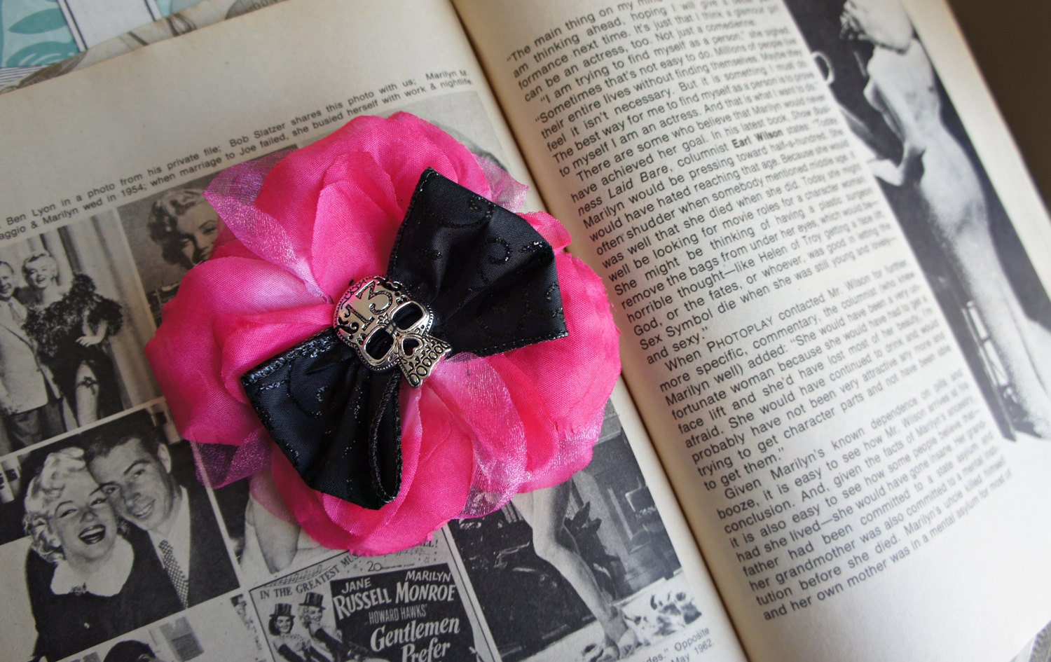 Olivia Paige - Rockabilly Pin up Sugar Skull Bow Hair Clip Flower Rose ...