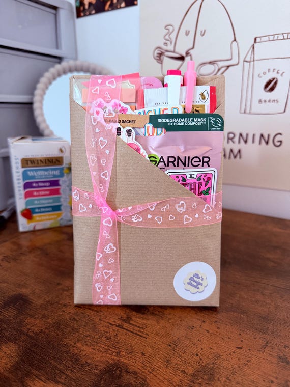 Blind Date With A Book Gift Set | Mystery Book Bundle | Book Lover Gift | Booktok Inspired Gift | Self Care Package | Reader Gift