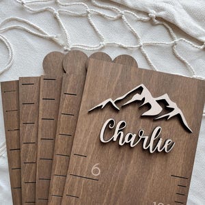 Houten groeimeter Aangepaste groeimeter Hoogtemeter voor kinderen Gepersonaliseerde kinderkamerdecoratie Jongenskamer Kraamcadeau Meisjeskamer