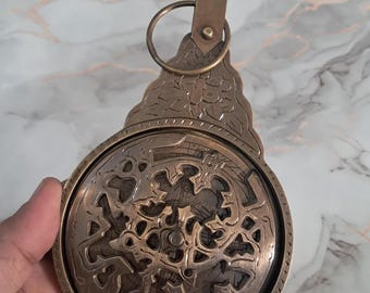 Antique Brass Astrolabe Globe Islamic Arabic Calendar Handmade Nautical Navigation Decor.