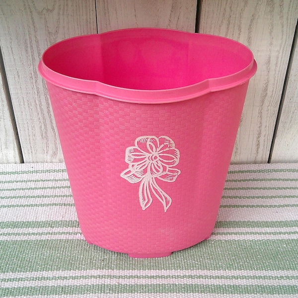 Vintage Mid Century Pink With White Flower and Ribbon Plastic Wastebasket Trash Can MCM