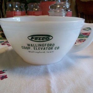 Vintage Federal Glass Advertising Pitcher Felco Wallingford Elevator Co Iowa