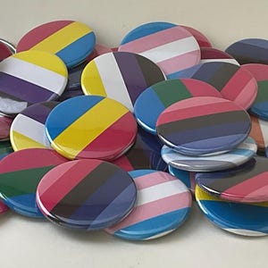 PRIDE FLAG PINS