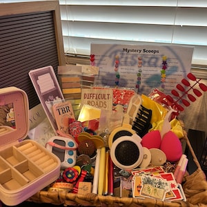 X-Large Scoop - Bookish, Stationary, Self Care Scoop